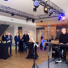 Sponsoring schoolbus Aloysiusschool | Brabant Deur